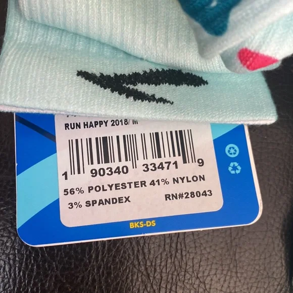 Bundle of exercise socks - Picture 4 of 4